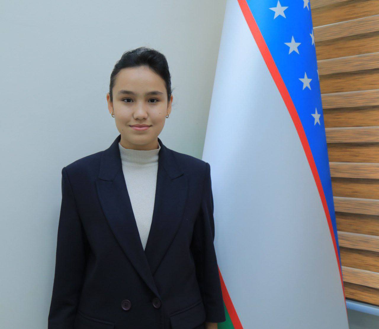 Prezident Shavkat Mirziyoyev NamDPI talabasi Begoyim Varisovani “Abdulla Avloniy” stipendiyasi bilan taqdirladi