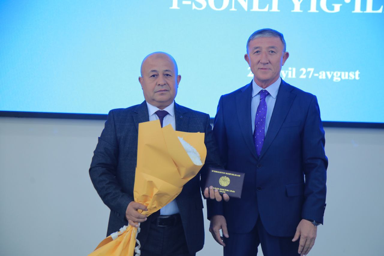 Ayni damda Namangan davlat pedagogika institutida 2025/2026-o‘quv yilining 1-sonli kengaytirilgan yigʻilish boʻlib oʻtmoqda.