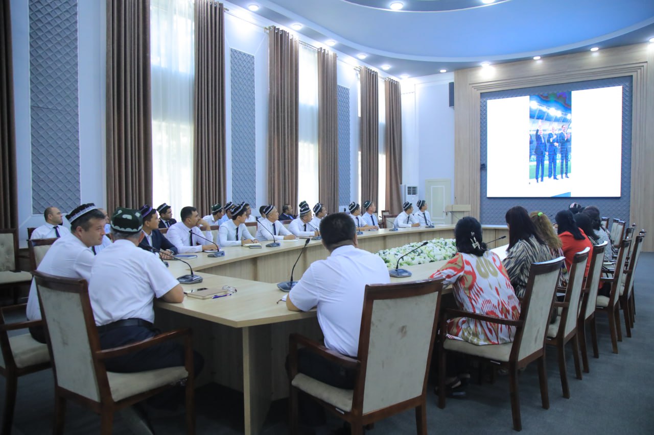 Namangan davlat pedagogika instituti rahbar va xodimlari hamda professor-oʻqituvchilari navbatdagi "Siyosiy-ma’rifat soati"da ishtirok etdi.